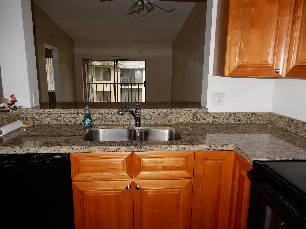 Kensington Walk Condo Association - Residential Lease