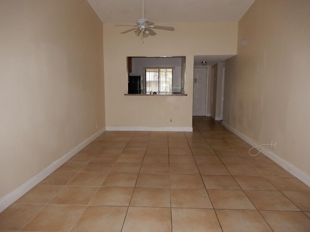 Kensington Walk Condo Association - Residential Lease