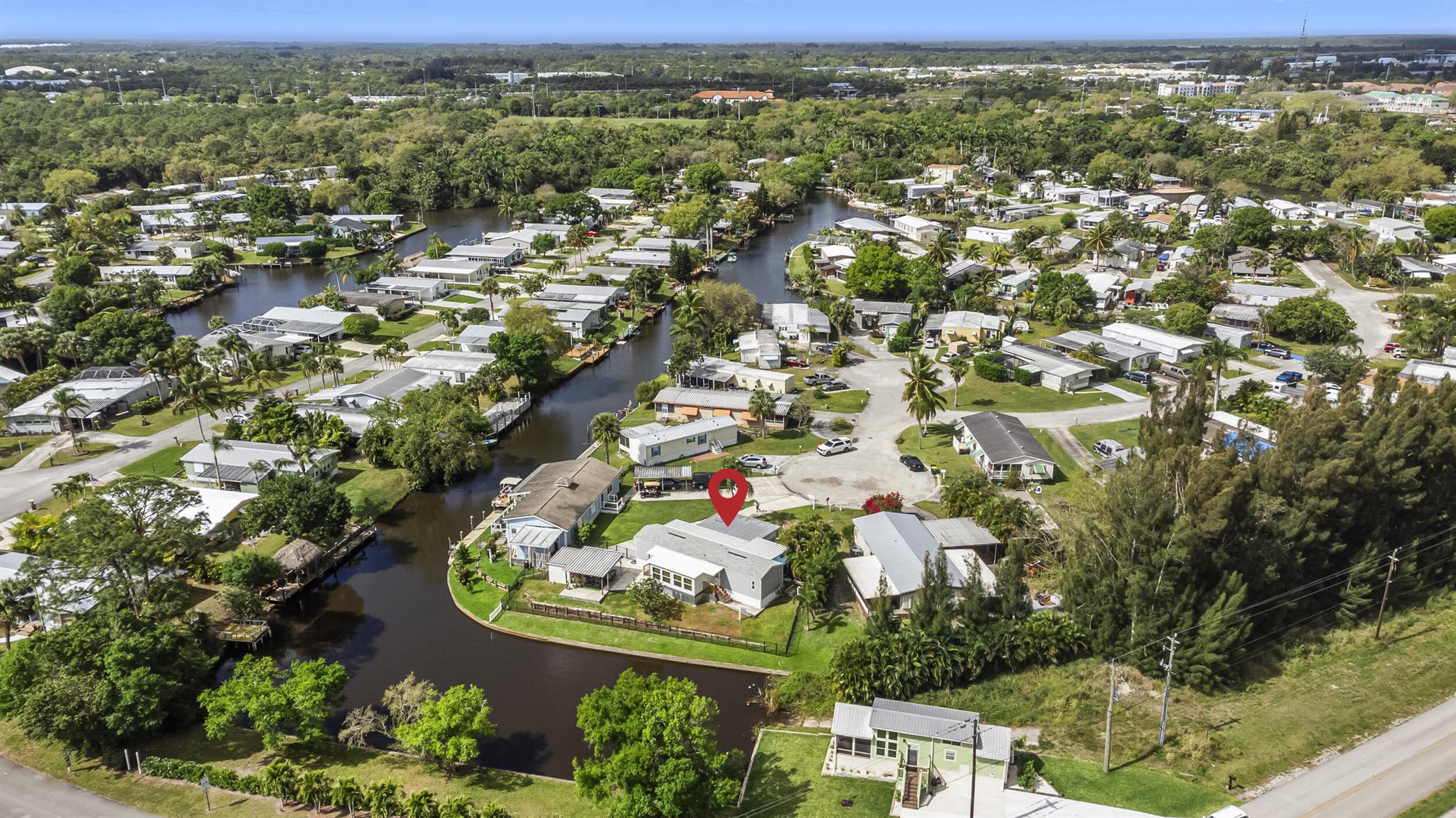 195 SE Riverbend Street, Stuart, FL, 34997/$349,900 1 195 SE Riverbend Street