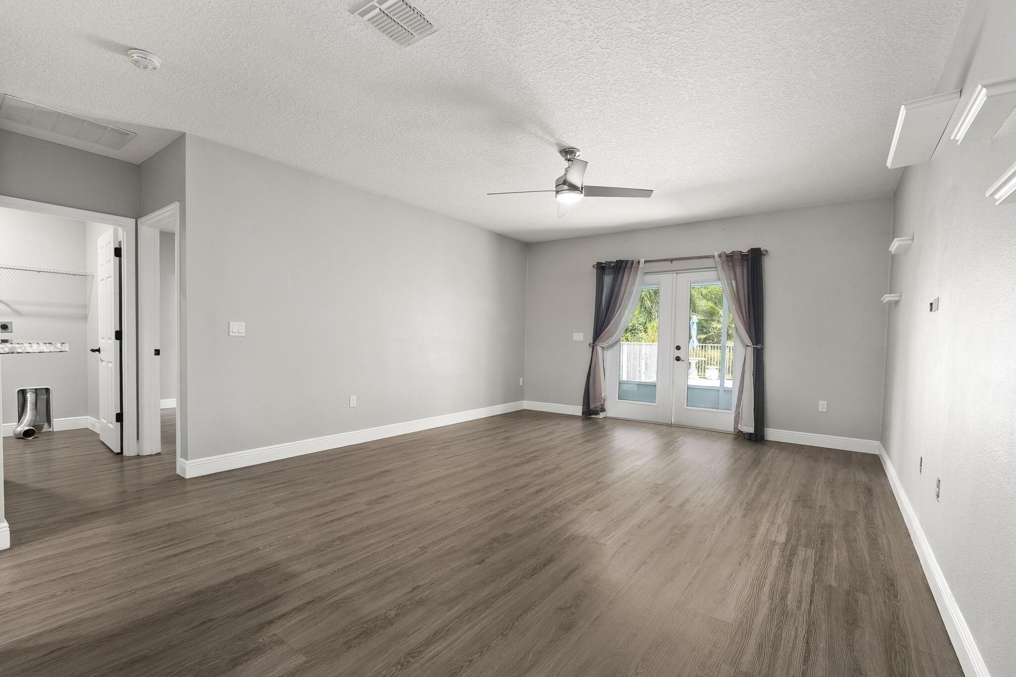 PORT ST LUCIE SECTION 44 - Residential