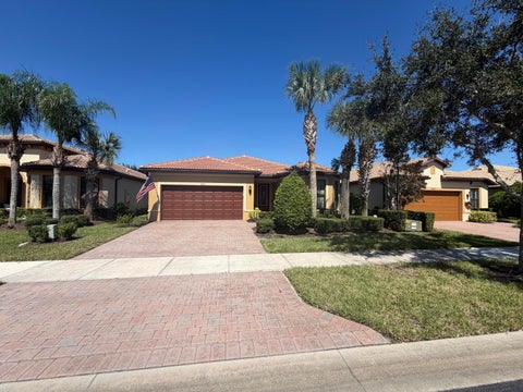 Tiny photo for 5401 ANTIGUA Circle, Vero Beach, FL 32967 (MLS # B26089424)