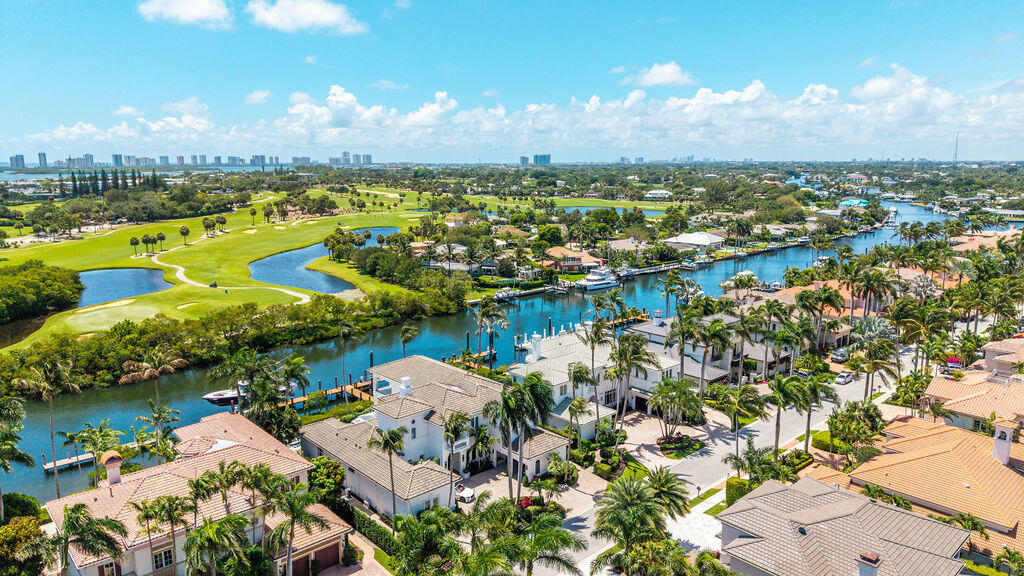 HARBOUR ISLES - Residential