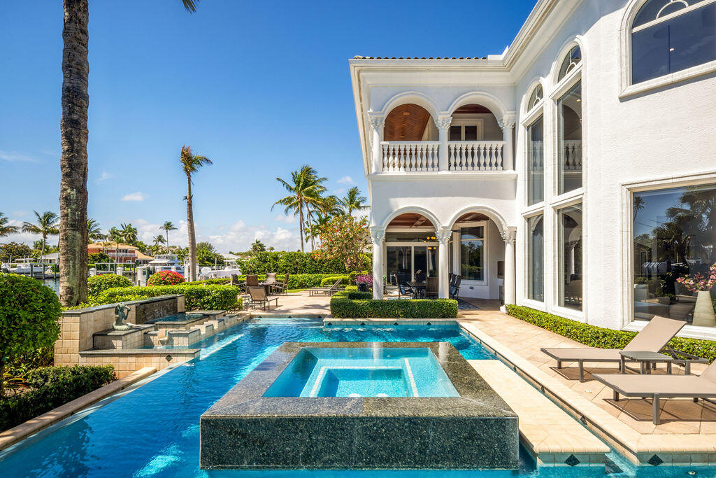 HARBOUR ISLES - Residential