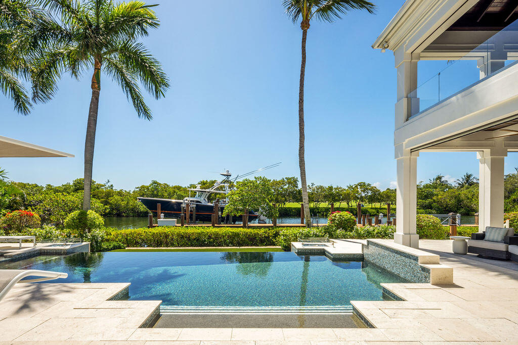HARBOUR ISLES - Residential