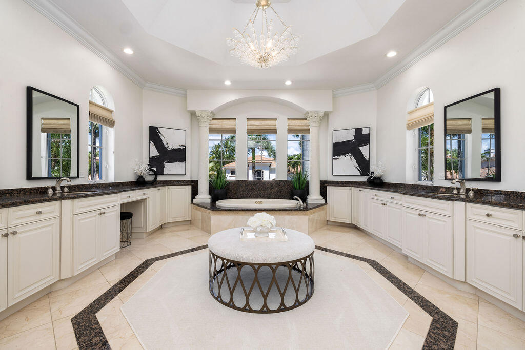 HARBOUR ISLES - Residential
