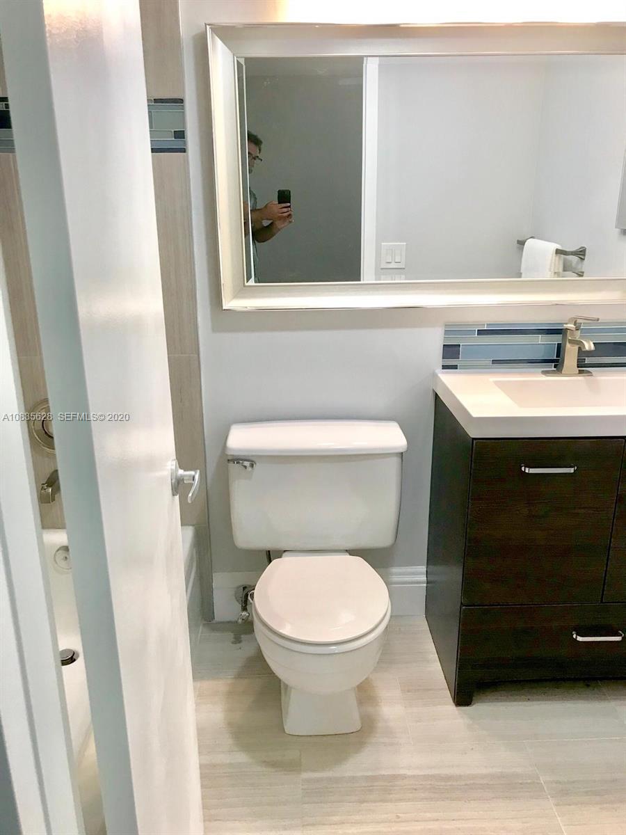 MANSFIELD AT CENTURY VILLAGE CONDO - Residential Lease