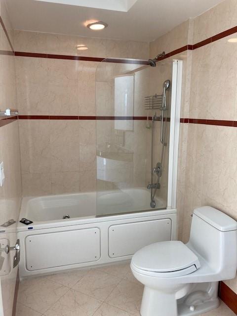 THE COSMOPOLITAN RESIDENC - Residential Lease