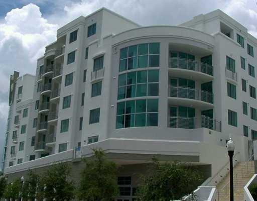 THE COSMOPOLITAN RESIDENC - Residential Lease