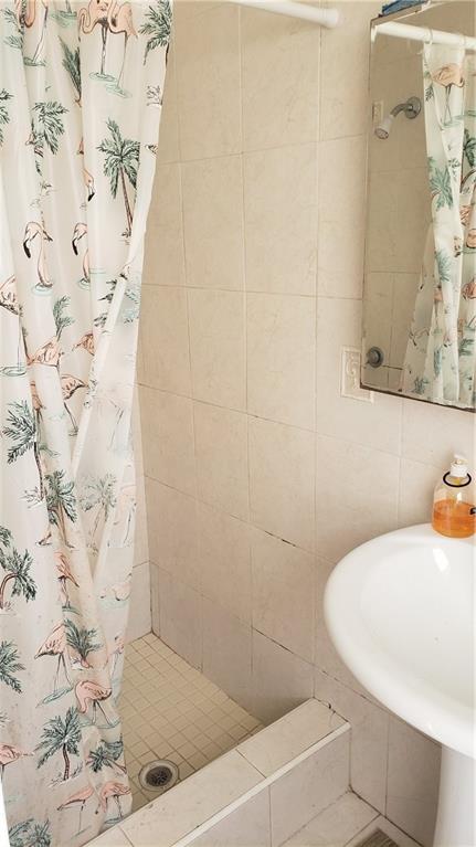 Tropics Amd - Residential