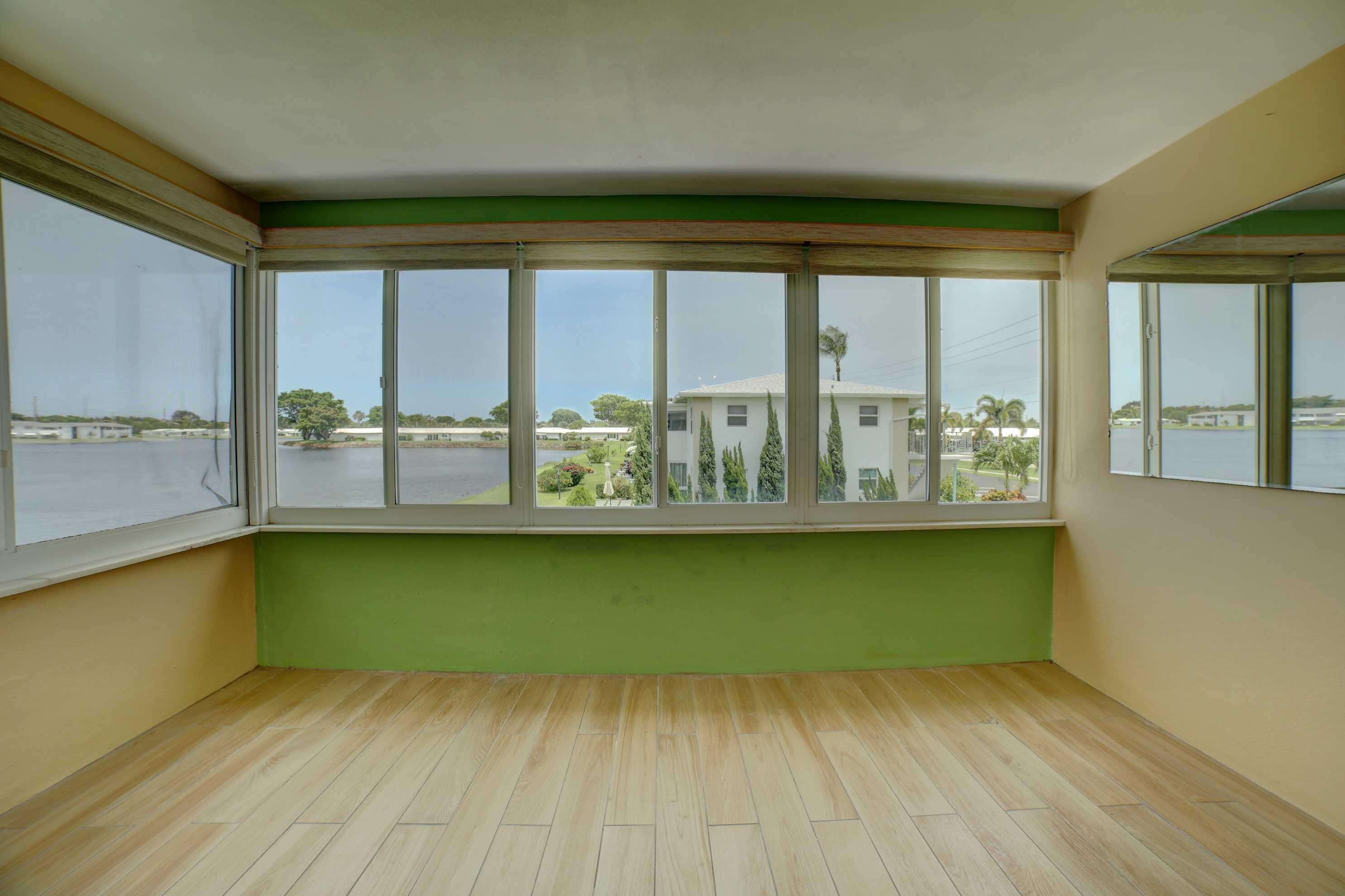 1118 Lake Terrace 204, Boynton Beach FL 33426