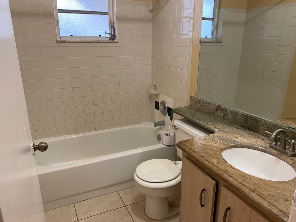 LEE ESTATES 2 - Residential Lease