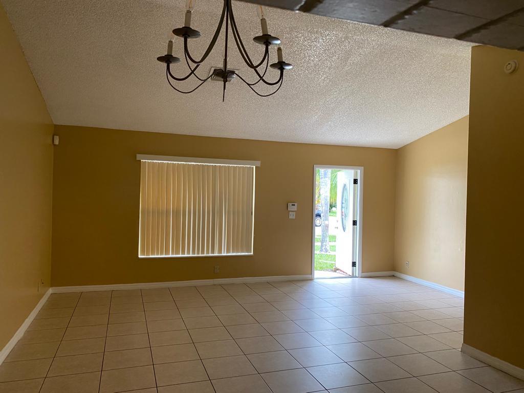 LEE ESTATES 2 - Residential Lease