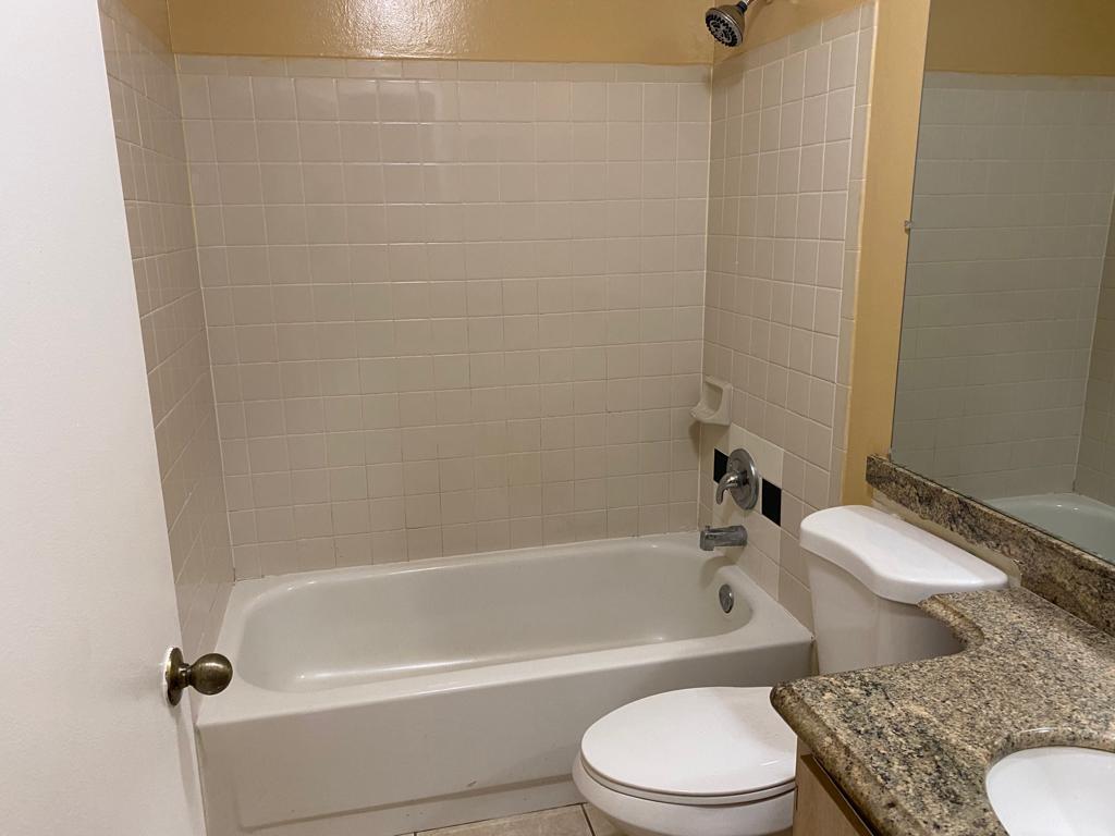 LEE ESTATES 2 - Residential Lease