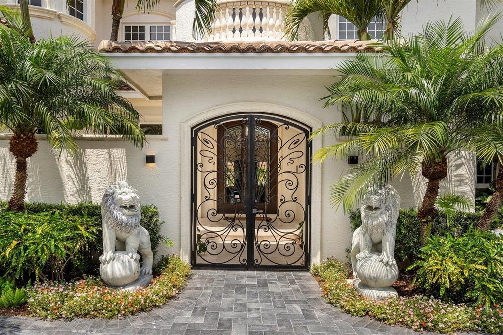 TROPIC ISLE - Residential