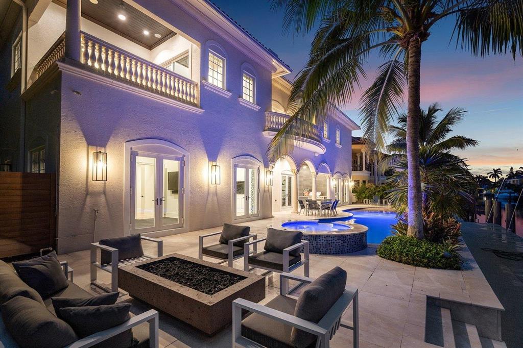 TROPIC ISLE - Residential