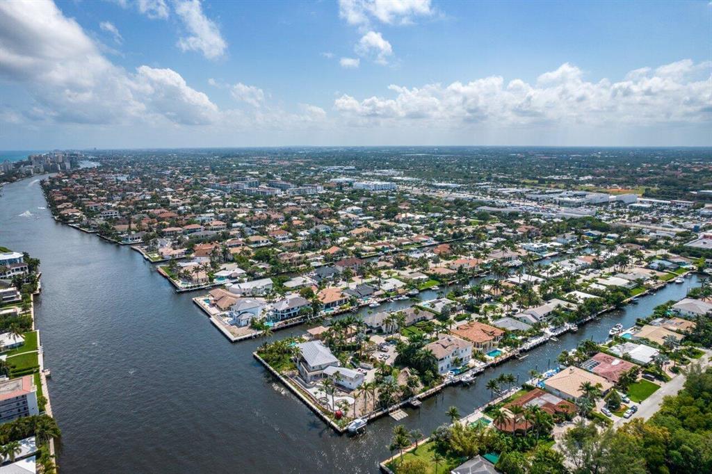 TROPIC ISLE - Residential