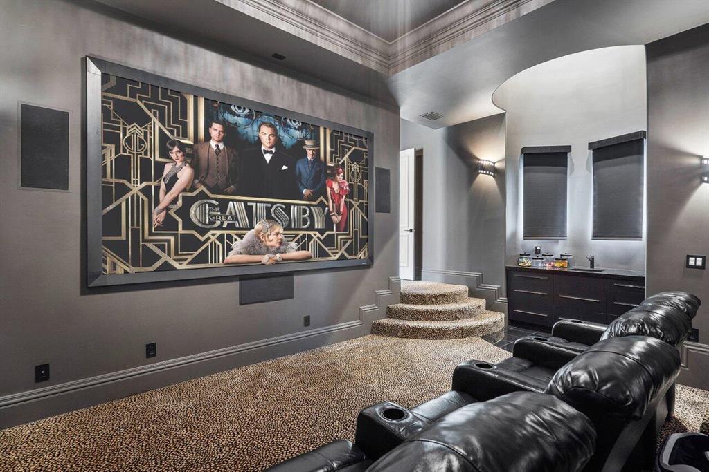 TROPIC ISLE - Residential