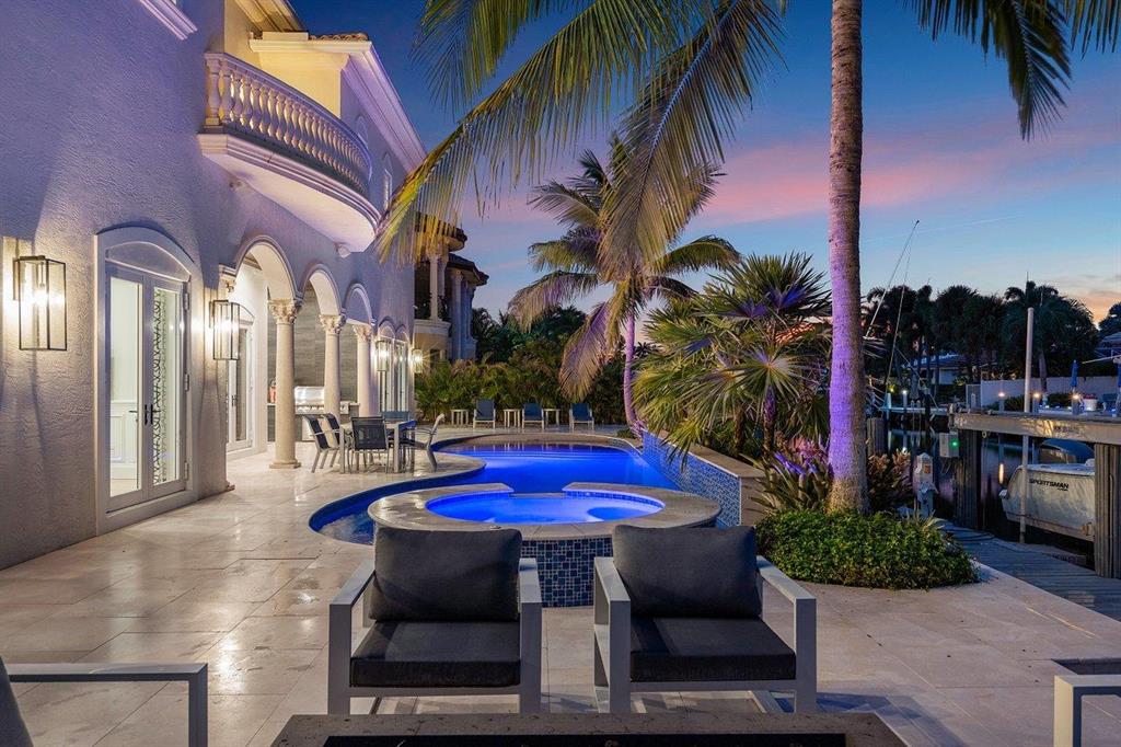 TROPIC ISLE - Residential