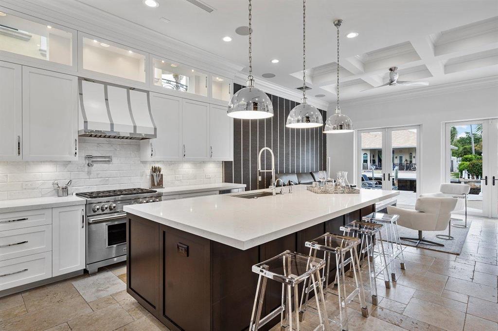 TROPIC ISLE - Residential