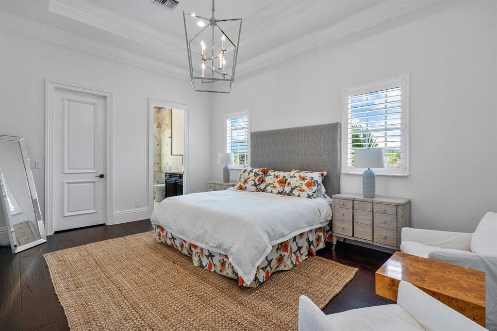 TROPIC ISLE - Residential