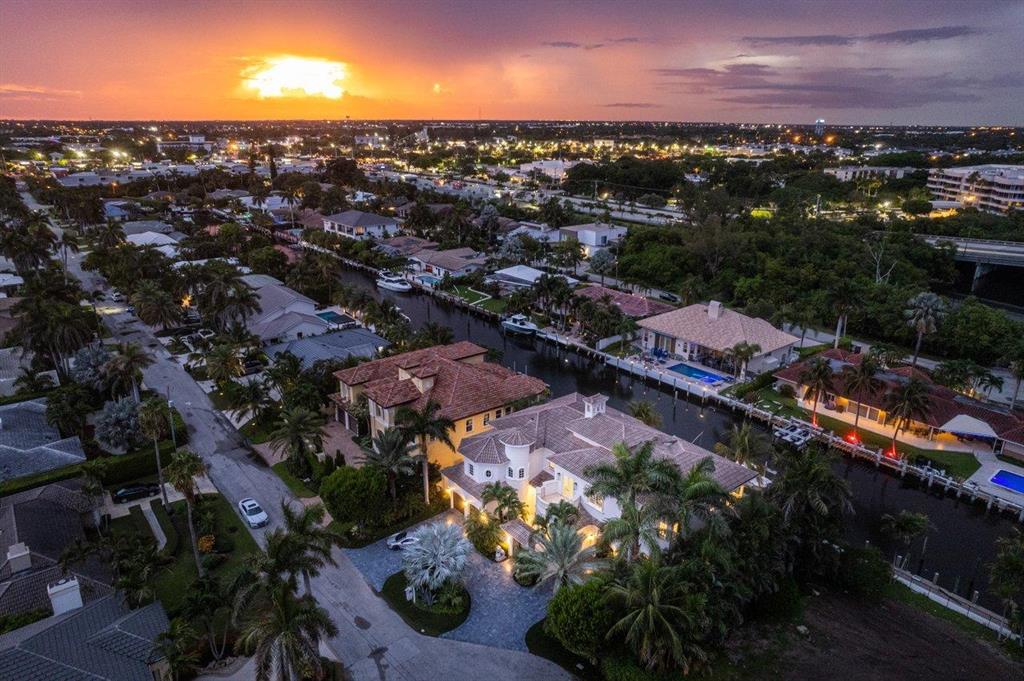 TROPIC ISLE - Residential