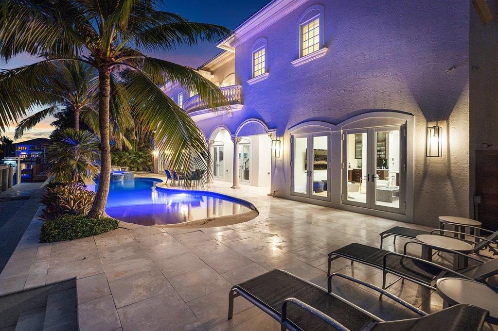 TROPIC ISLE - Residential