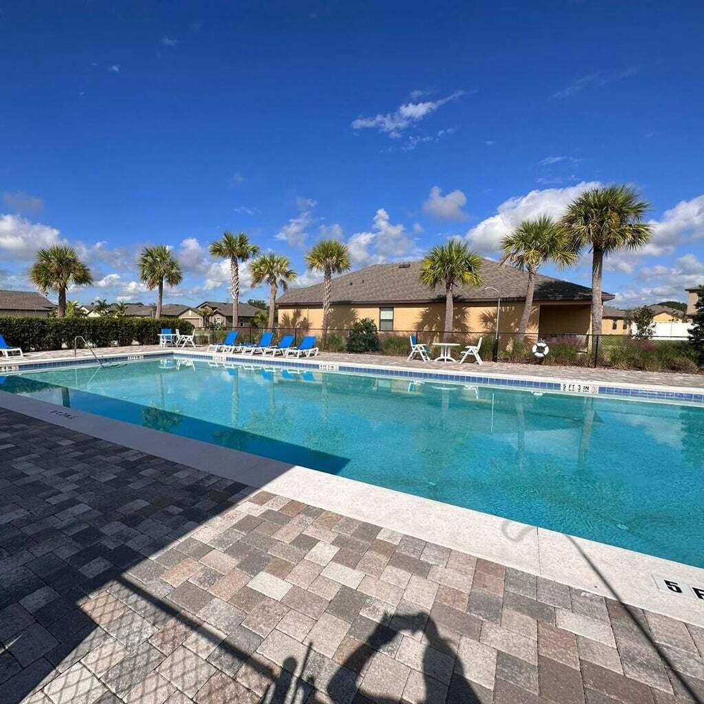 CELEBRATION POINTE - Residential Lease