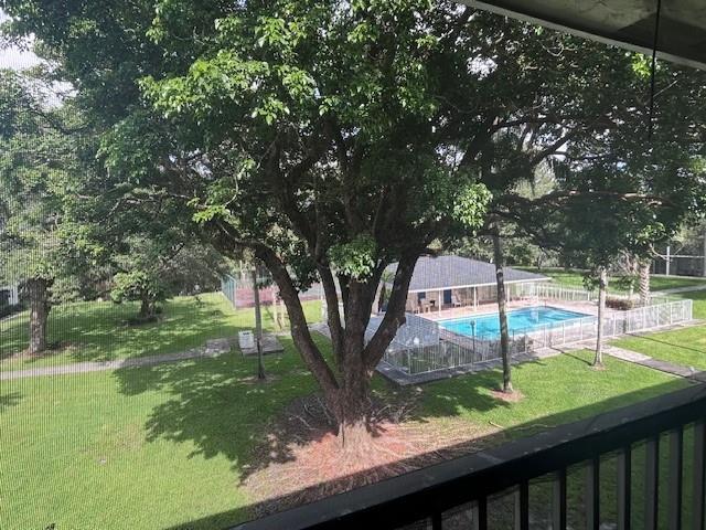 5090 SW 64th ave 307