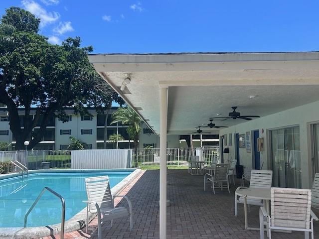 5090 SW 64th ave 307