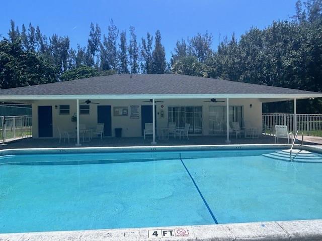 5090 SW 64th ave 307