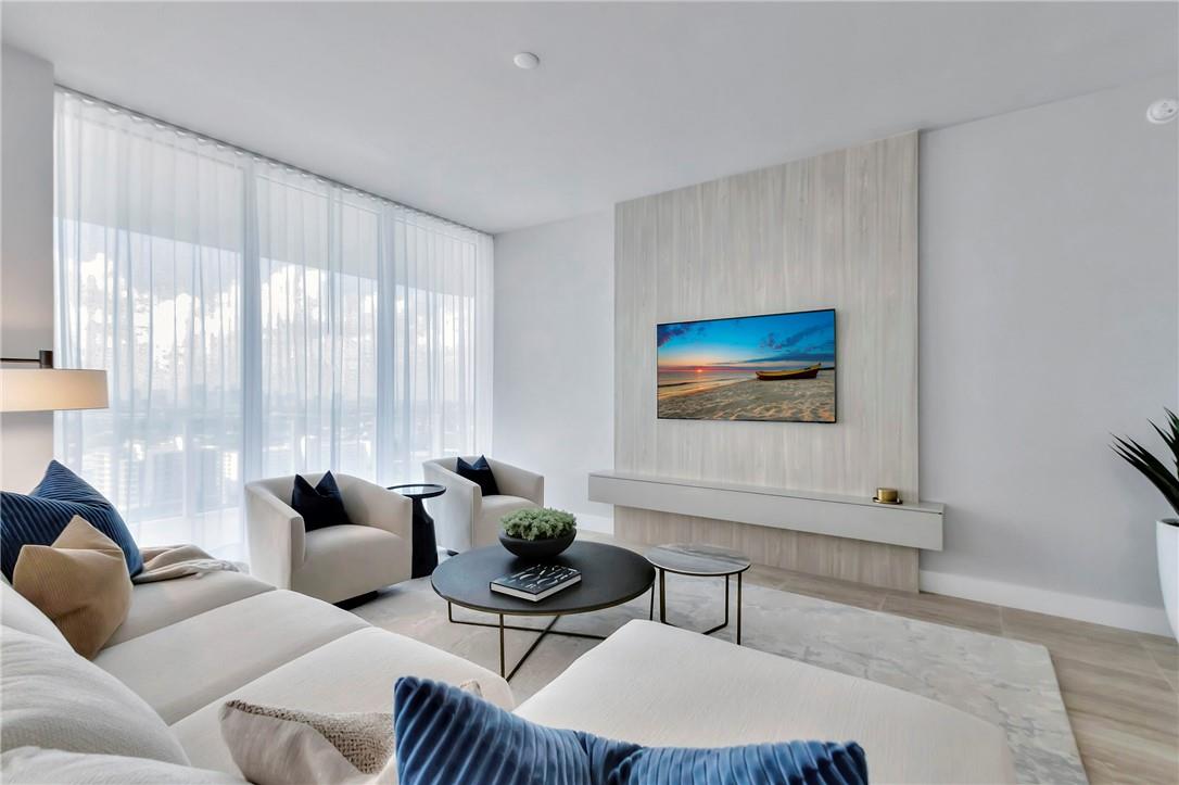 Four Seasons - Residential