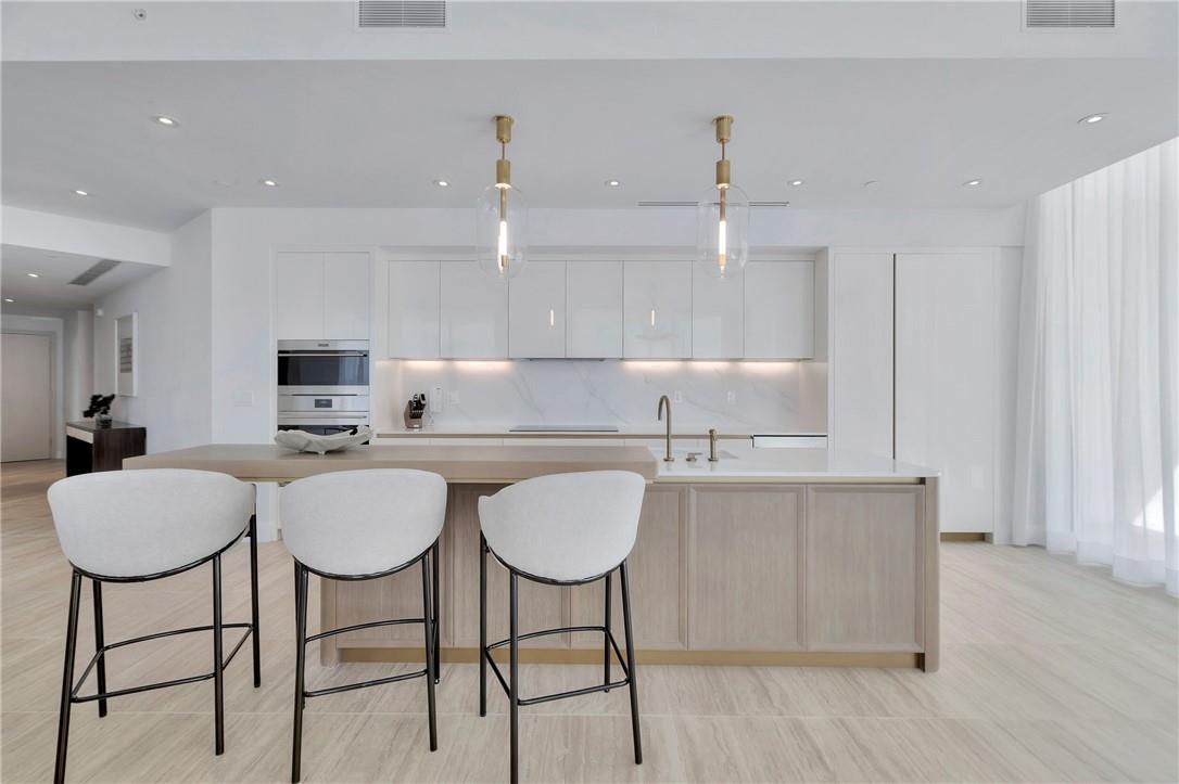 Four Seasons - Residential