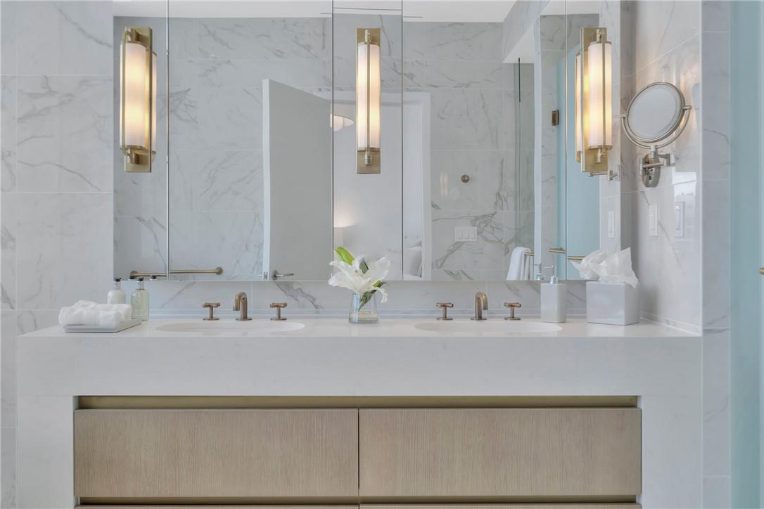 Four Seasons - Residential