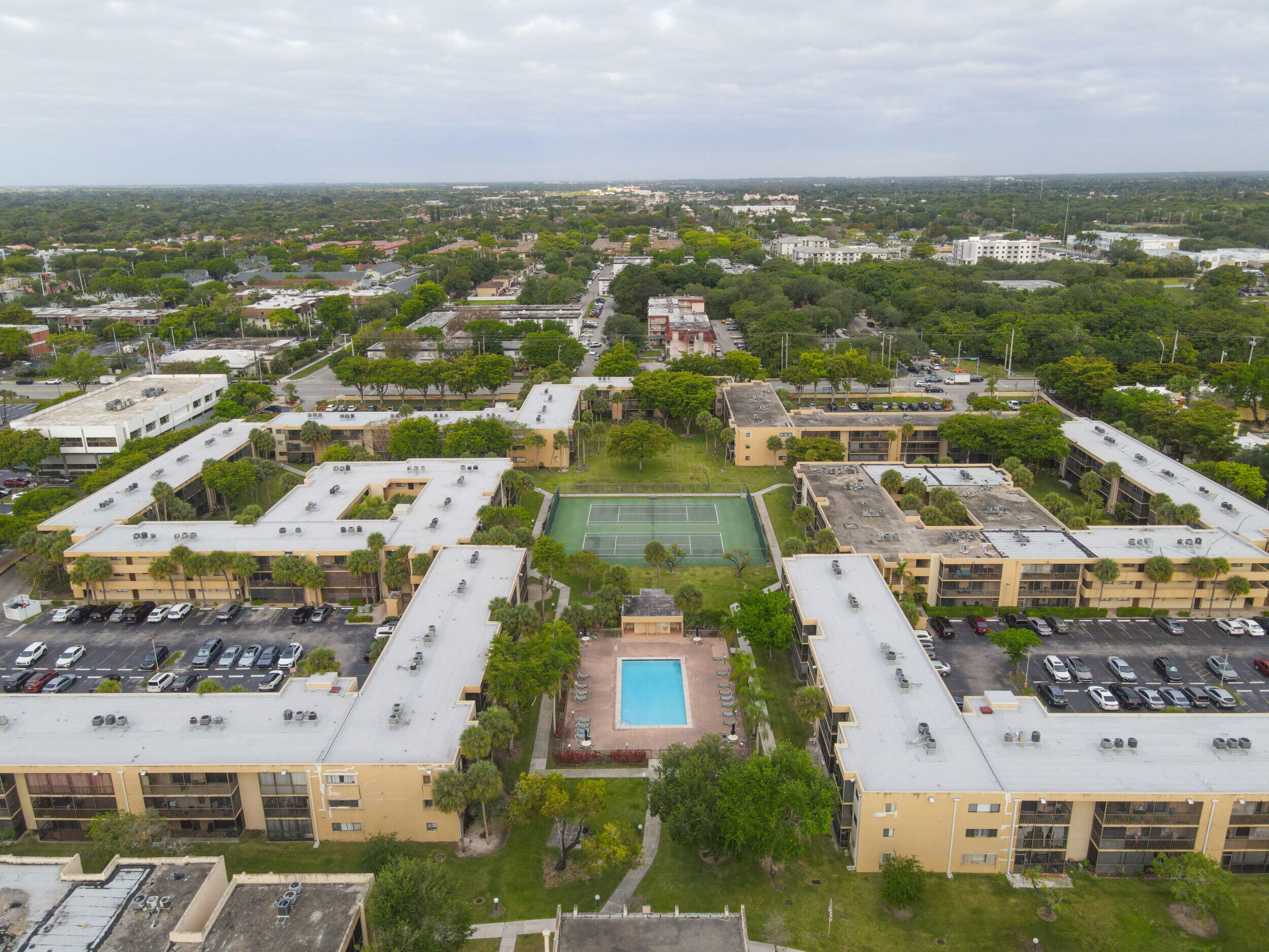 KENDALL ACRES WEST CONDO - Residential