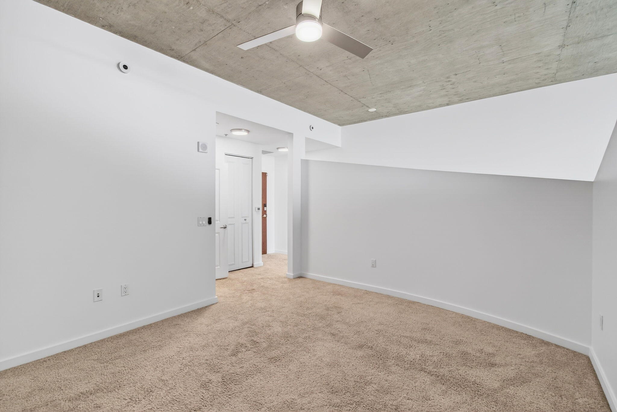 EDGE CONDO - Residential