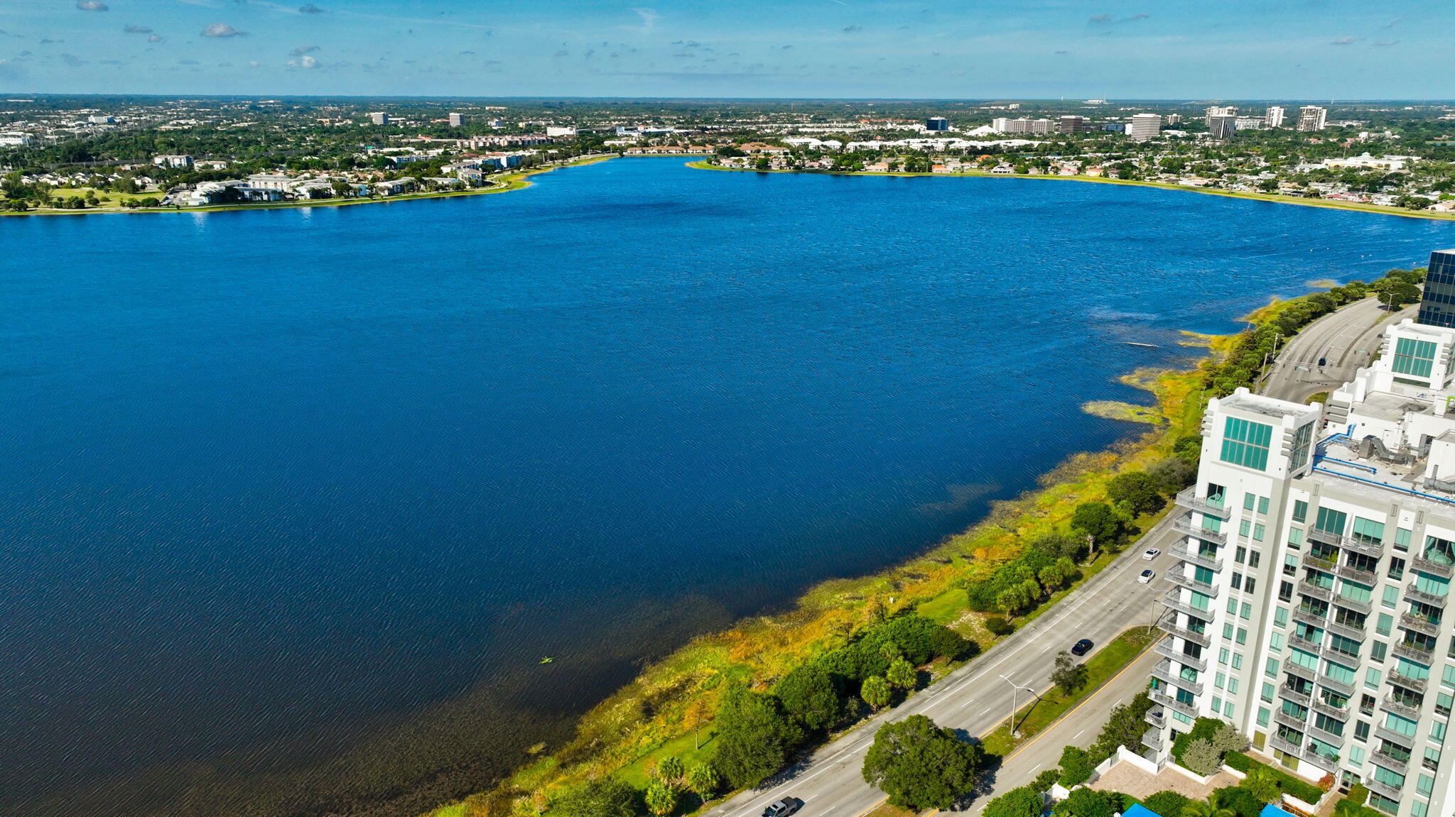 EDGE CONDO - Residential