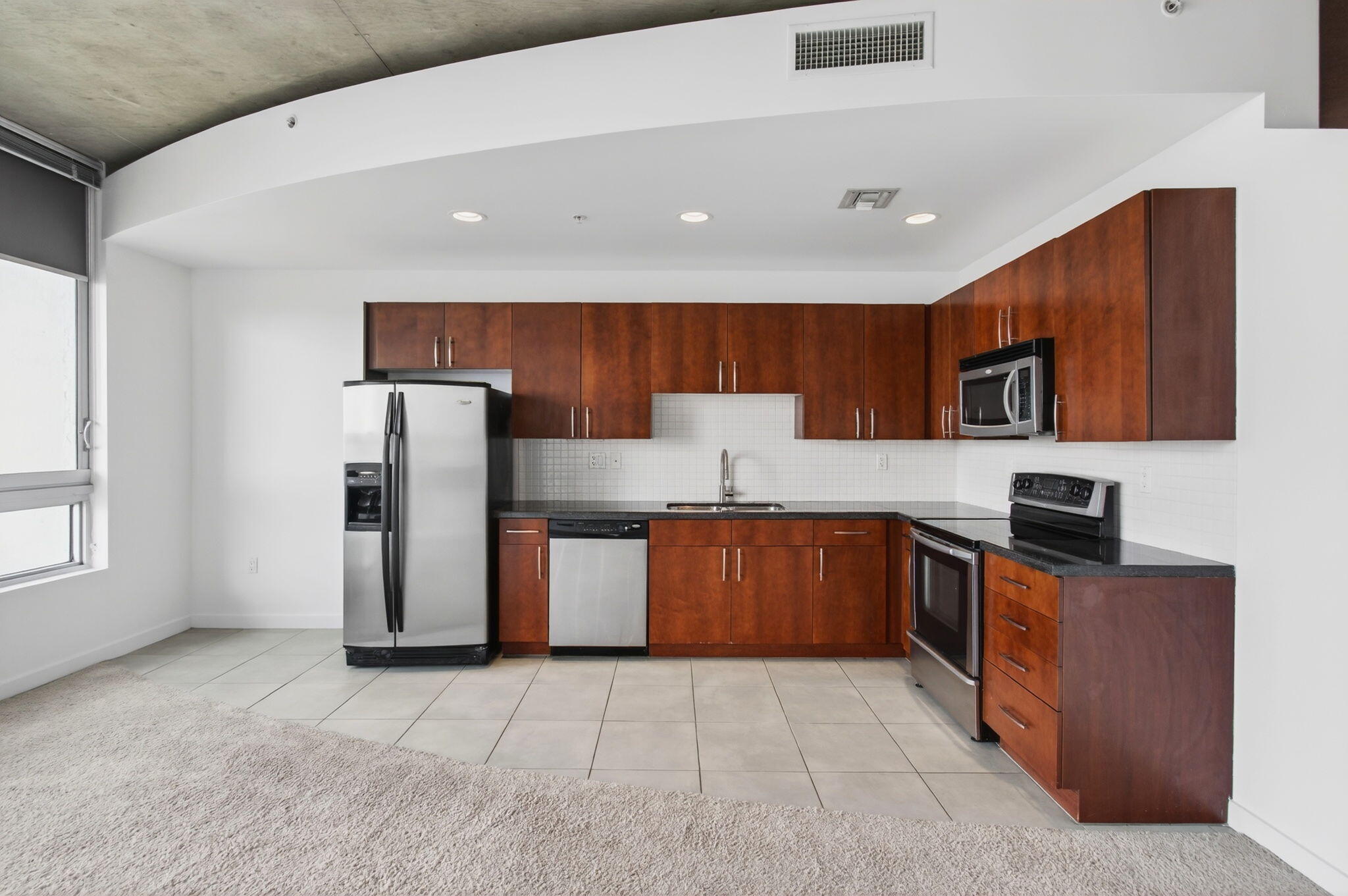 EDGE CONDO - Residential