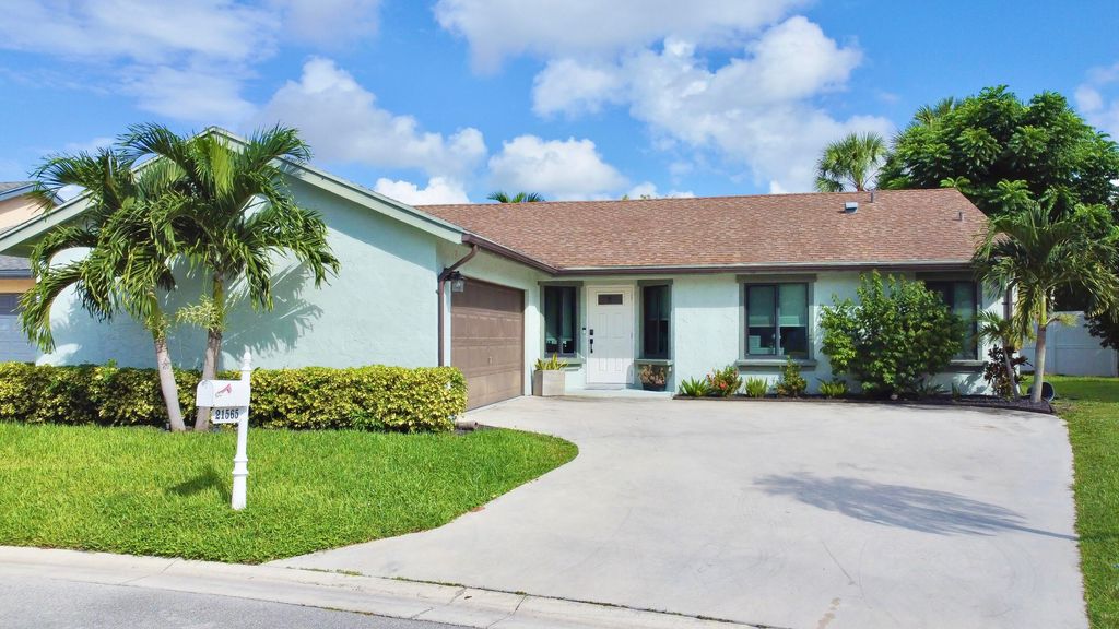 Photo of 21565 Yellowstone Park Way, Boca Raton, FL 33428 (MLS # R11140562)