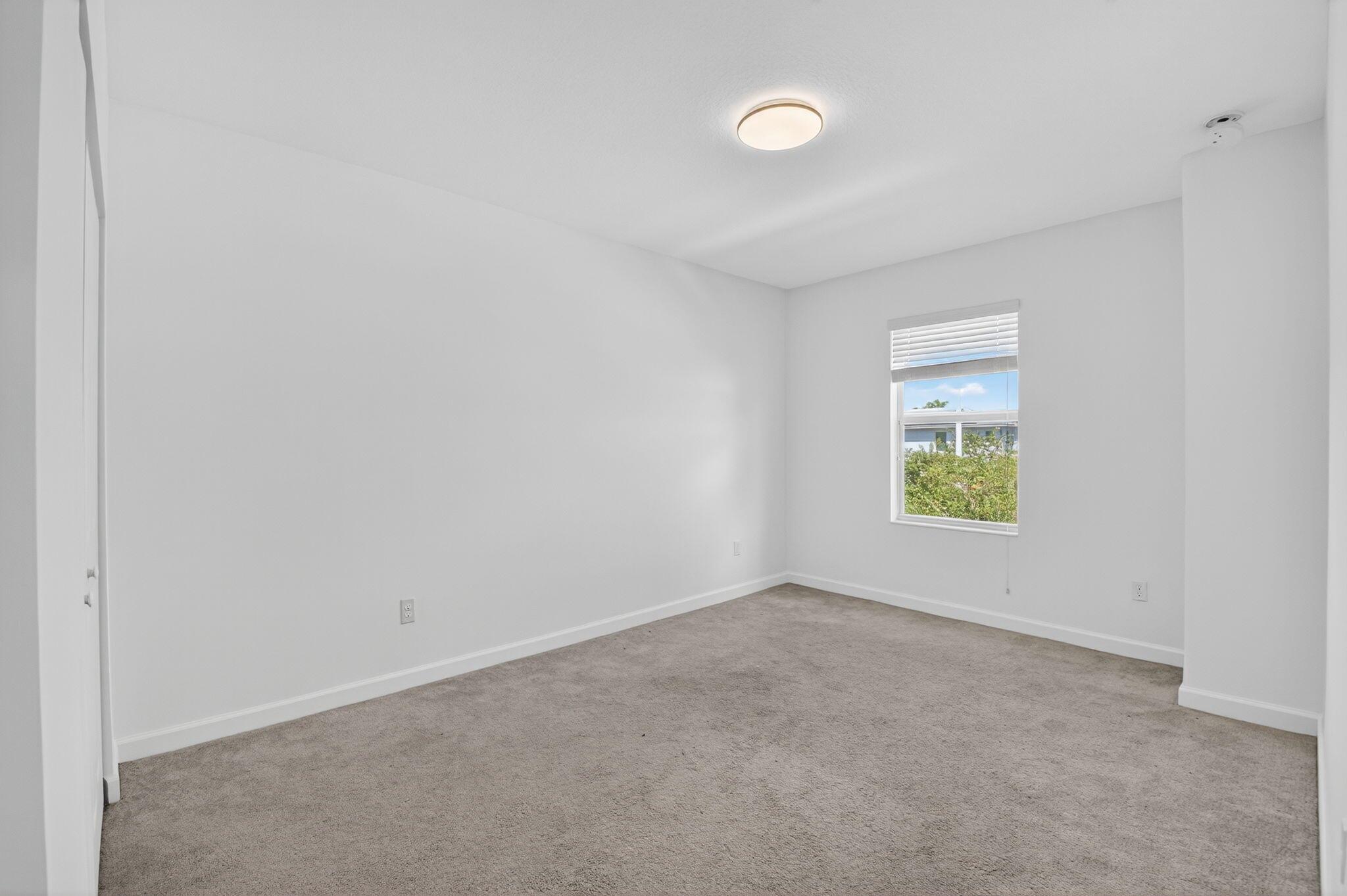 BANYAN COURT - Residential Lease