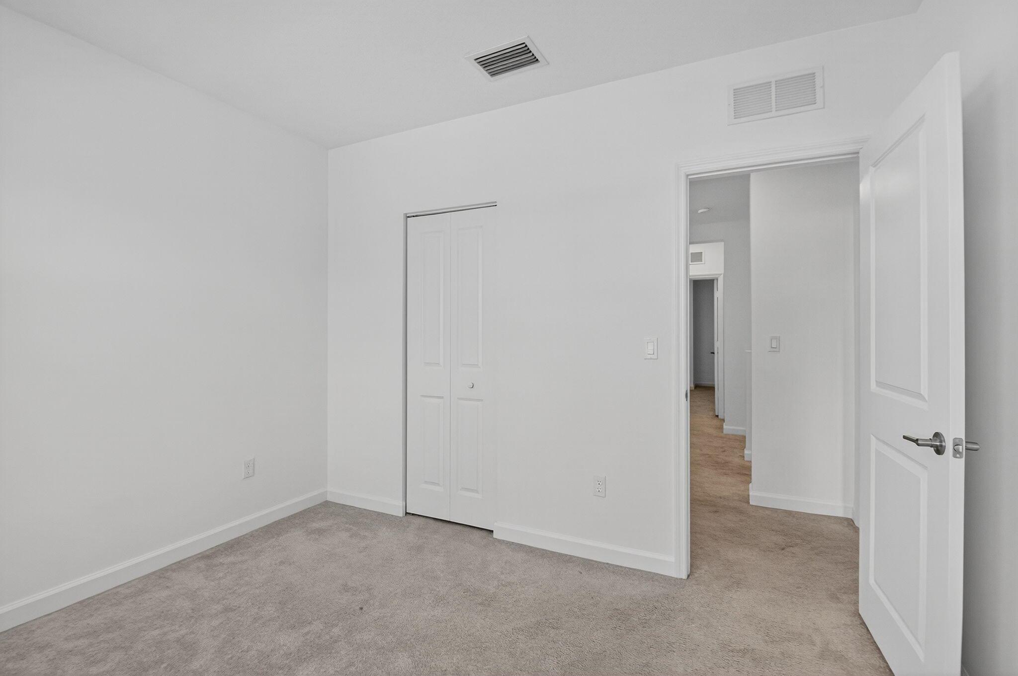 BANYAN COURT - Residential Lease