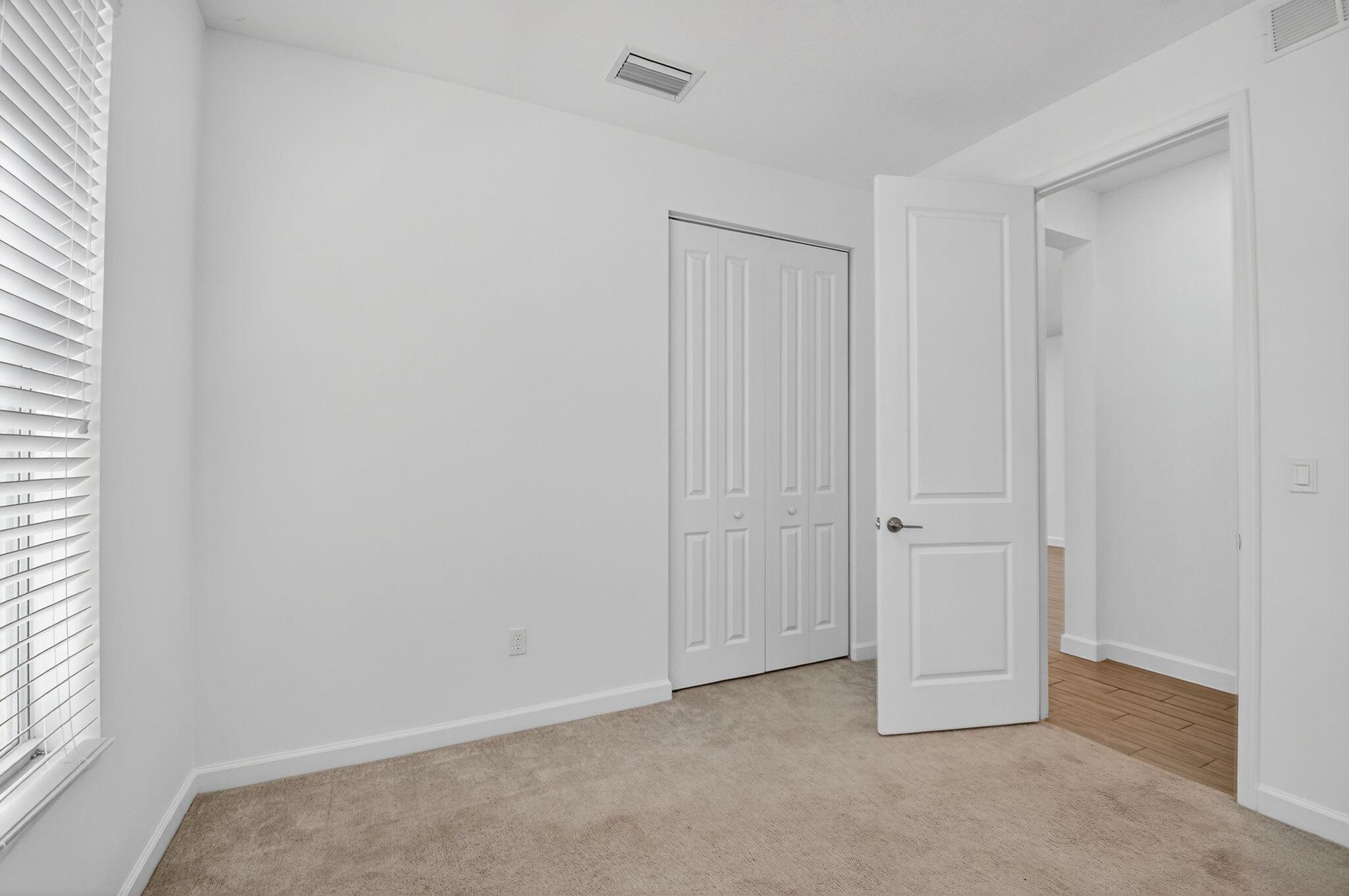 BANYAN COURT - Residential Lease