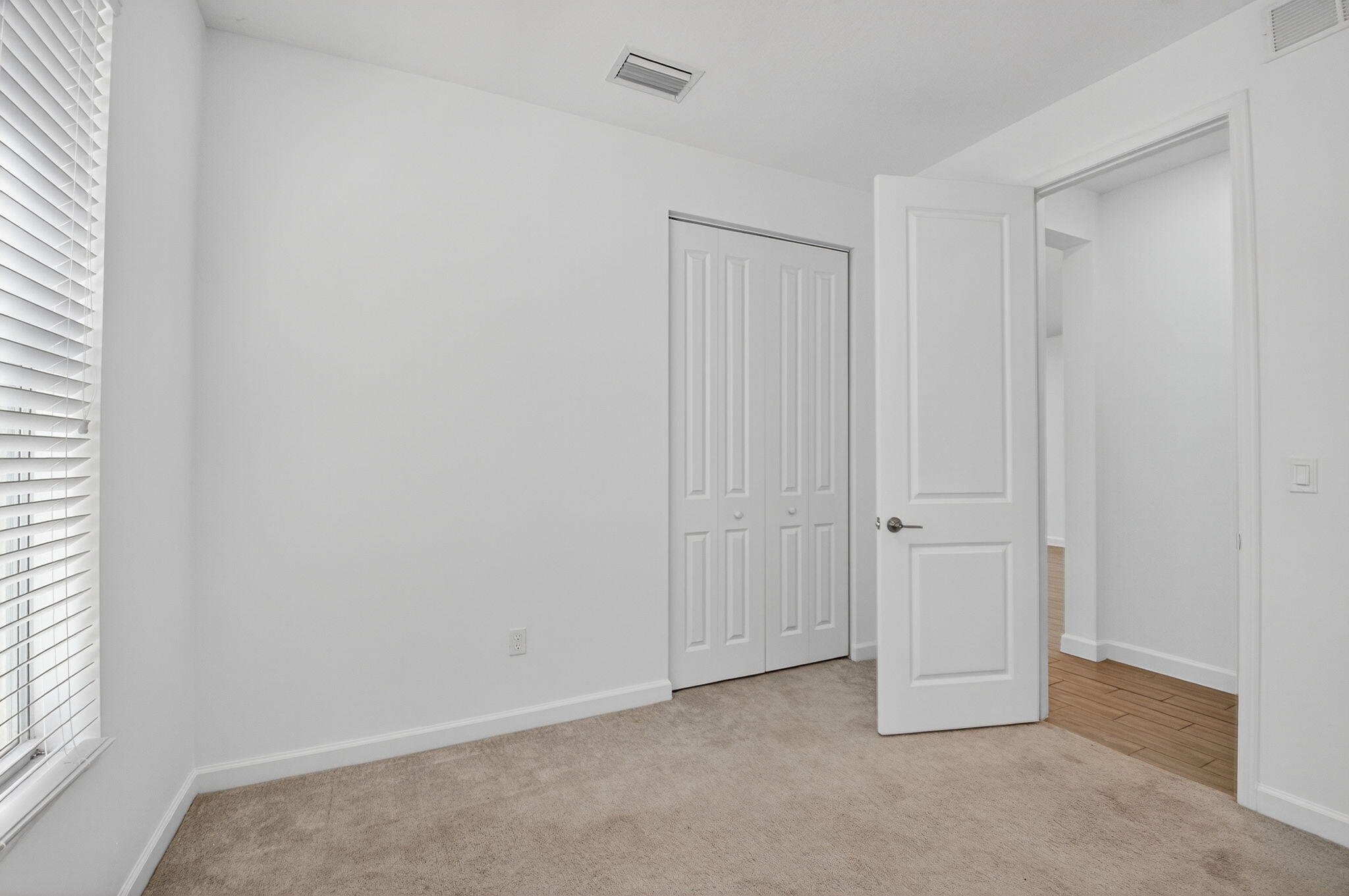 BANYAN COURT - Residential Lease