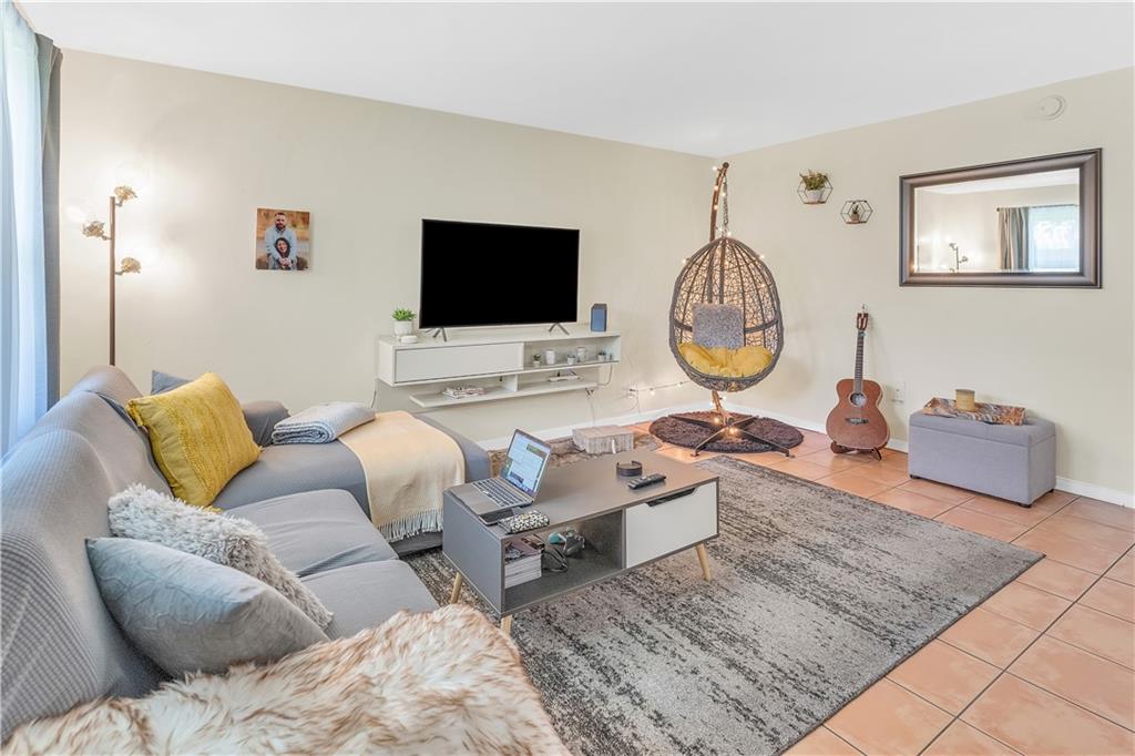 Georgetown III Condo - Residential