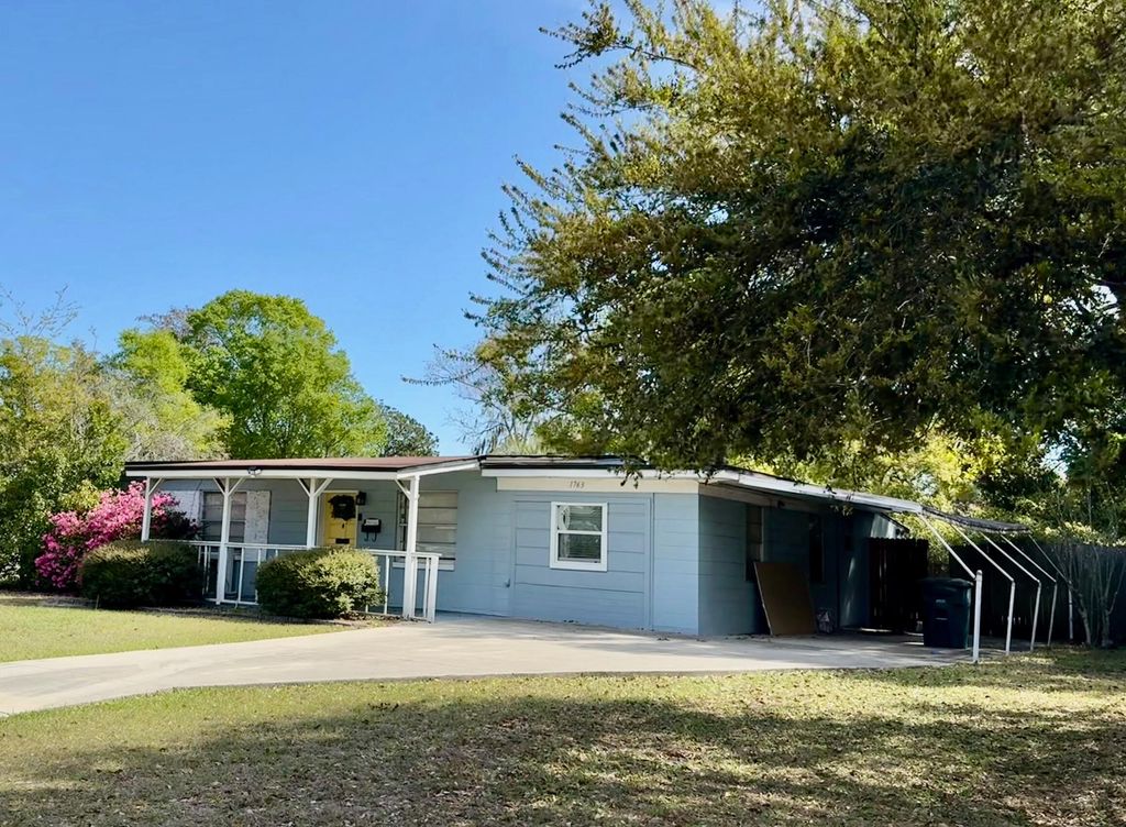 Photo of 1763 Lawson Road, Jacksonville, FL 32246 (MLS # B26006276)