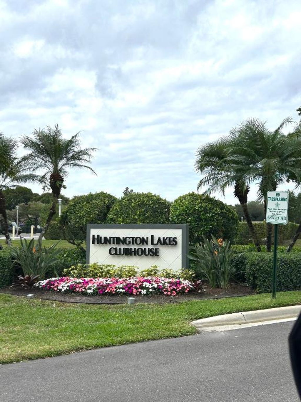 Photo of 7286 Huntington Lane #204, Delray Beach, FL 33446 (MLS # R11156681)