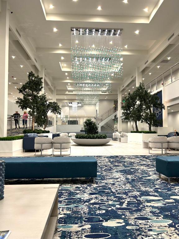 HUNTINGTON LAKES SEC THREE CONDOS - Residential