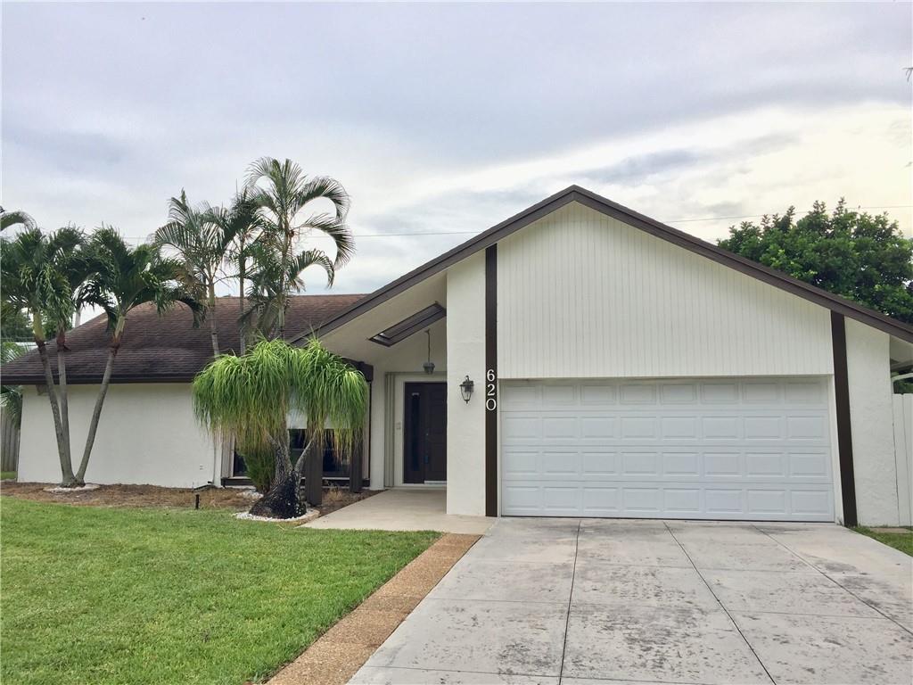 TROPIC PALMS - Residential