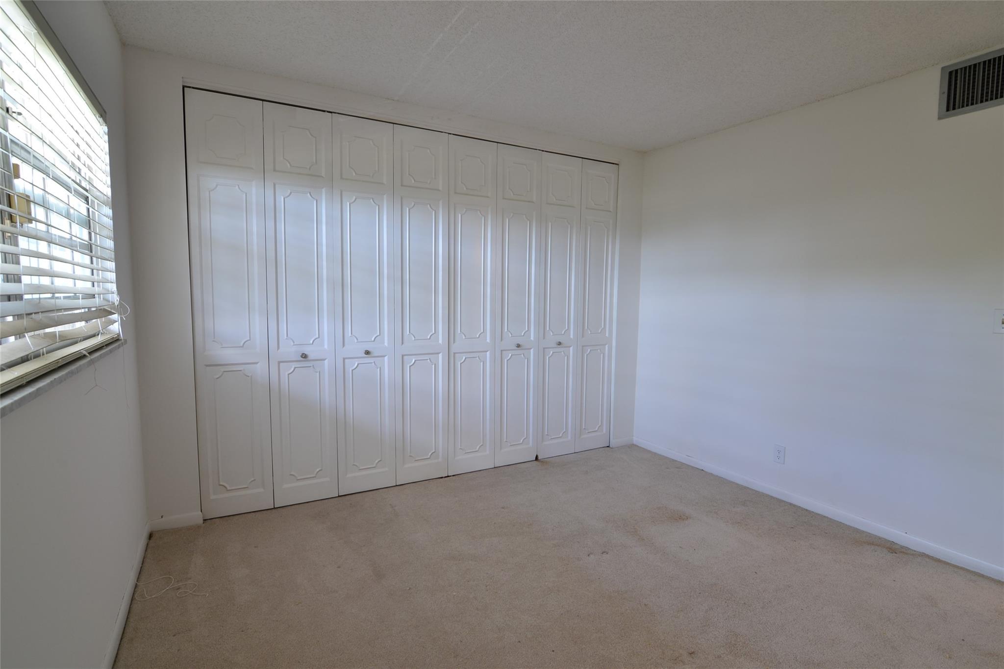 BRIARWOOD - Residential