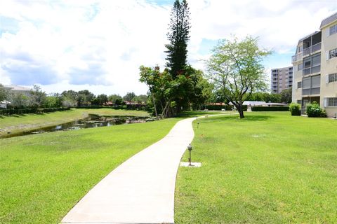 Tiny photo for 3575 Broken Woods Drive #502, Coral Springs, FL 33065 (MLS # F10515507)