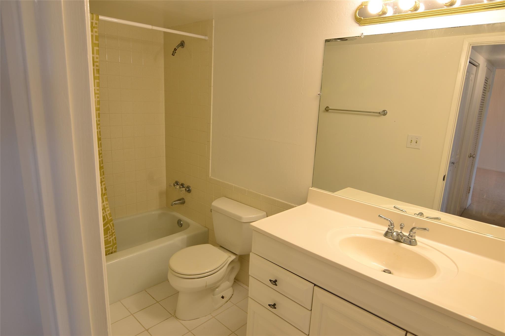 BRIARWOOD - Residential